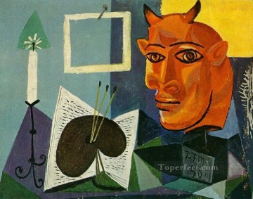 抽象的かつ装飾的 Painting - ブジーパレットとミノタウレルージュの自然の死 1938年 キュビスト